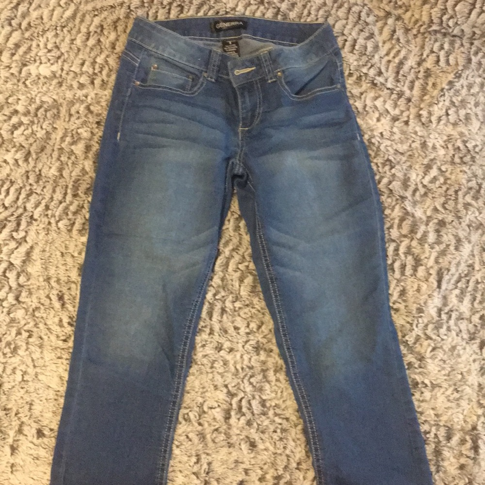 Capris - Picture 2 of 3